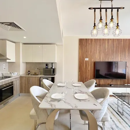 Charming 2Bdr W Sea & Pool View Free Beach & Pool Access
