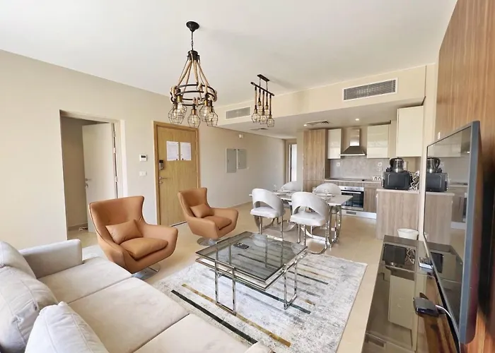Charming 2bdr W Sea & Pool View Free & Pool Access